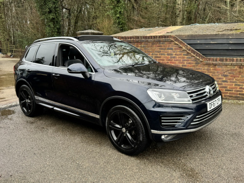 Volkswagen Touareg  3.0 TDI V6 R-Line 
