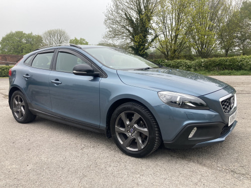 Volvo V40  D2 Cross Country Lux 5dr Powershift