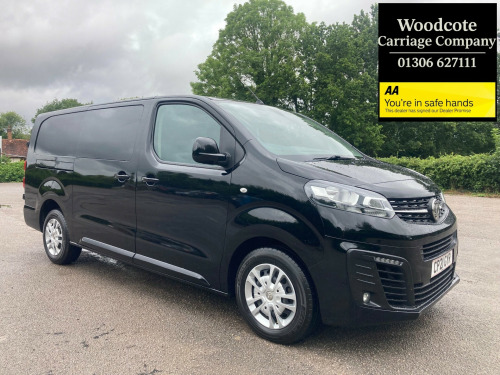 Vauxhall Vivaro  3100 2.0d 120PS Sportive H1 Crew cab Combi In Black , Air Conditioning , Ar