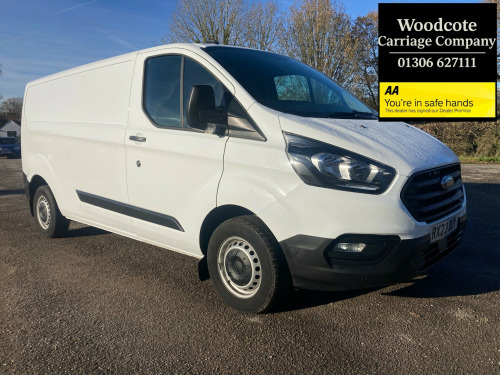 Ford Transit Custom  2.0 300 EcoBlue Leader Panel Van  Diesel Manual L2 H1 Euro 6 130 ps In Whit