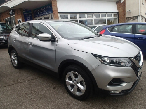 Nissan Qashqai  1.3 DIG-T Acenta Premium Euro 6 (s/s) 5dr