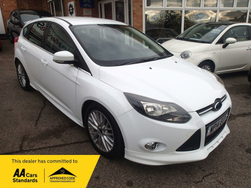 Ford Focus  1.6T EcoBoost Zetec S Euro 5 (s/s) 5dr 