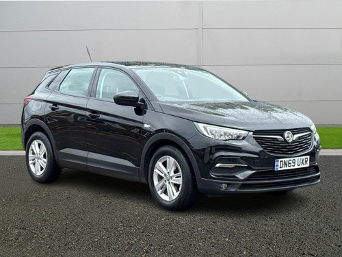 Vauxhall Grandland X SE