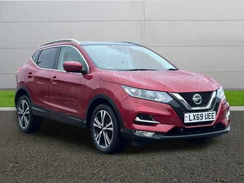 Nissan Qashqai  DIG-T N-CONNECTA DCT 