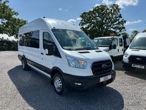 Ford Transit  MINIBUS AIR CON!