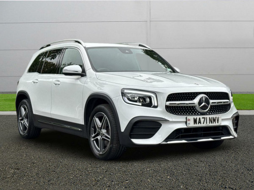 Mercedes-Benz GLB  GLB 200 AMG LINE