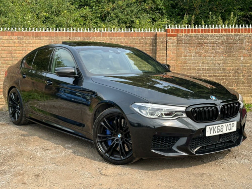 BMW M5  4.4 V8 Steptronic xDrive Euro 6 (s/s) 4dr