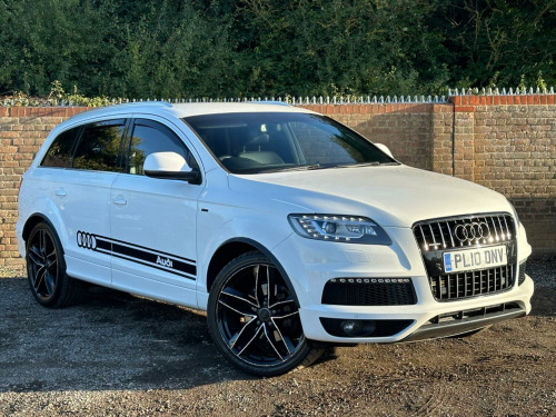 Audi Q7  3.0 TDI V6 S line SUV 5dr Diesel Tiptronic quattro Euro 5 (240 ps)