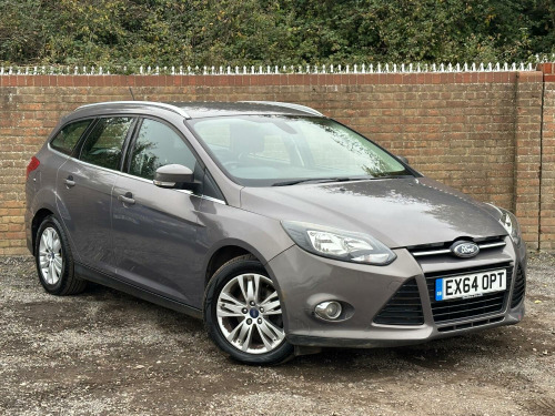 Ford Focus  1.6 TDCi Titanium Navigator Estate 5dr Diesel Manual Euro 5 (s/s) (115 ps)