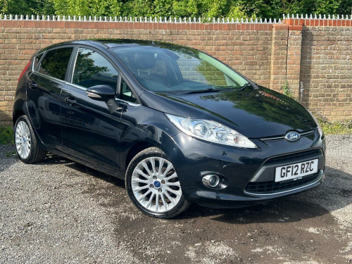 Ford Fiesta  1.4 Titanium Hatchback 5dr Petrol Automatic (154 g/km, 94 bhp)