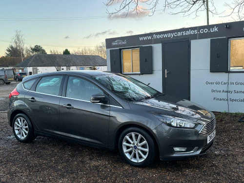 Ford Focus  1.5T EcoBoost Titanium Hatchback 5dr Petrol Auto Euro 6 (s/s) (150 ps)