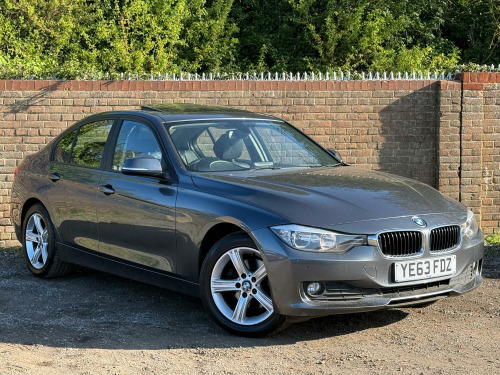 BMW 3 Series  2.0 320d SE Saloon 4dr Diesel Auto xDrive Euro 5 (s/s) (184 ps)