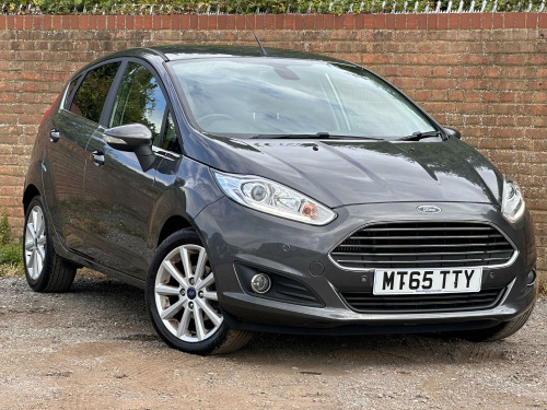 Ford Fiesta  1.0T EcoBoost Titanium Hatchback 5dr Petrol Manual Euro 6 (s/s) (100 ps)