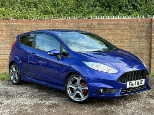 Ford Fiesta  1.6T EcoBoost ST-3 Hatchback 3dr Petrol Manual Euro 5 (s/s) (182 ps)