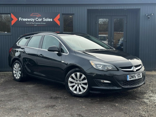Vauxhall Astra  1.6 CDTi ecoFLEX Tech Line Sports Tourer 5dr Diesel Manual Euro 6 (s/s) (13 