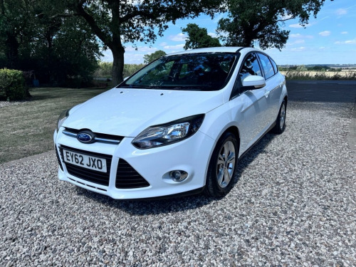 Ford Focus  1.6 ZETEC 125 PETROL AUTOMATIC POWERSHIFT 