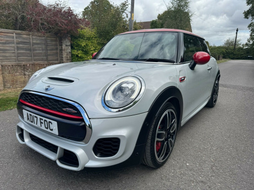 MINI Hatch  2.0 John Cooper Works Auto Euro 6 (s/s) 3dr