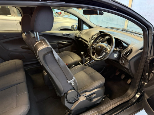 Ford B-Max  1.0T EcoBoost Titanium Navigator MPV 5dr Petrol Manual Euro 6 (100 ps) 