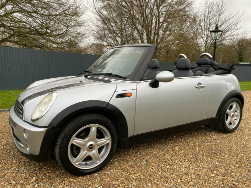 MINI Convertible  1.6 Cooper Euro 3 2dr