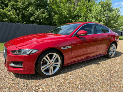 Jaguar XE  2.0i R-Sport Auto Euro 6 (s/s) 4dr