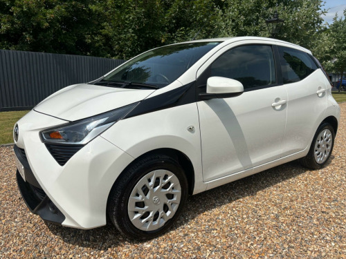 Toyota AYGO  1.0 VVT-i x-play Euro 6 (s/s) 5dr