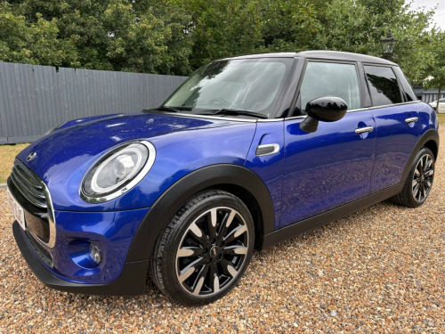 MINI Hatch  1.5 Cooper Exclusive Steptronic Euro 6 (s/s) 5dr