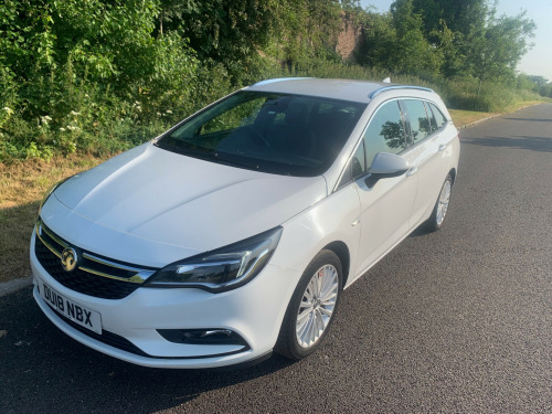 Vauxhall Astra  1.4i Elite Nav Sports Tourer 5dr Petrol Manual Euro 6 (100 ps)