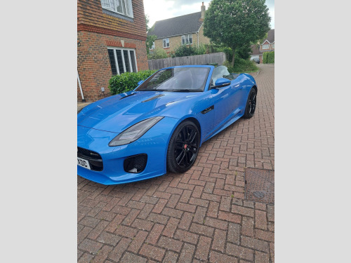 Jaguar F-TYPE  R-DYNAMIC 2-Door