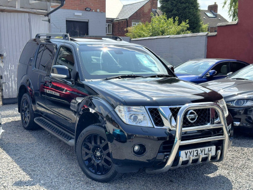 Nissan Pathfinder 2.5 dCi Tekna