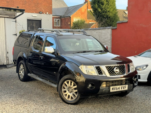 Nissan Navara  3.0 dCi V6 Outlaw Auto 4WD Euro 4 4dr 