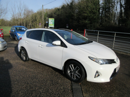 Toyota Auris  1.6 V-Matic Icon Plus Pan Roof Extra 