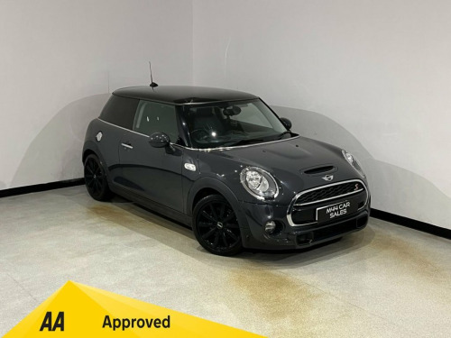 MINI Hatch  2.0 Cooper SD Hatchback 3dr Diesel Auto 6Spd Euro 