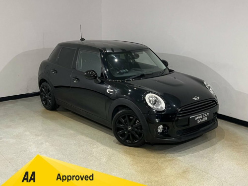 MINI Hatch  1.5 Cooper Hatchback 5dr Petrol Auto Euro 6 (s/s) 