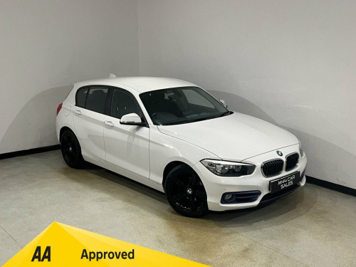 BMW 1 Series  1.5 118i Sport Hatchback 5dr Petrol Auto Euro 6 (s