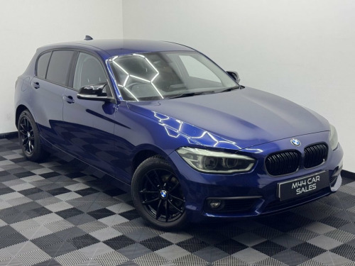 BMW 1 Series  1.5 118i SE Business Hatchback 5dr Petrol Auto Eur