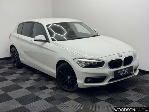 BMW 1 Series  1.5 118i SE Hatchback 5dr Petrol Manual Euro 6 (s/