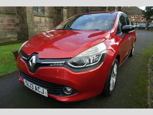Renault Clio  1.5 dCi Dynamique MediaNav Hatchback 5dr Diesel Ma
