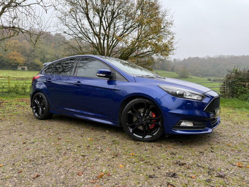 Ford Focus  2.0 T EcoBoost ST-3