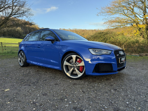 Audi RS3  2.5 TFSI