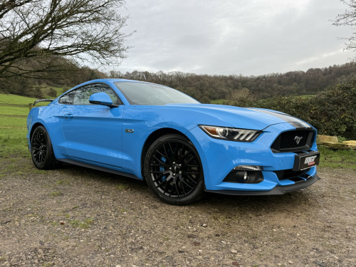 Ford Mustang  5.0 V8 GT 