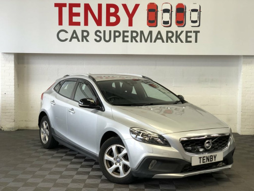 Volvo V40  2.0 D2 CROSS COUNTRY SE 5d 118 BHP CAT N ACCIDENT 