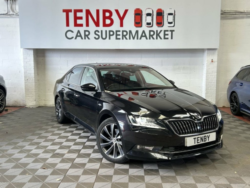 Skoda Superb  2.0 TDI Laurin & Klement Hatchback 5dr Diesel DSG 
