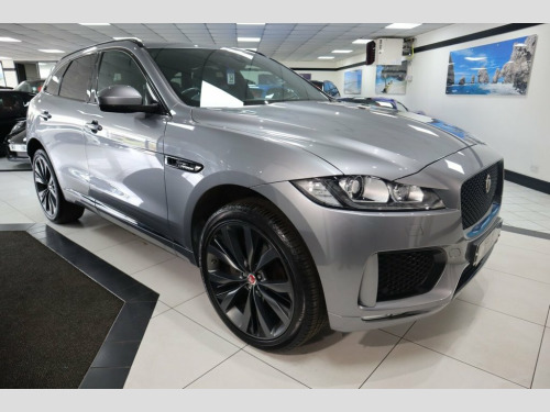 Jaguar F-PACE  2.0 CHEQUERED FLAG AWD AUTO 180 BHP ONE OWNER FROM
