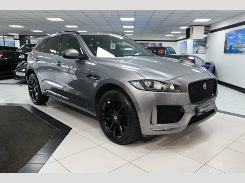 Jaguar F-PACE  2.0 CHEQUERED FLAG AWD AUTO 180 BHP BE QUICK INCRE