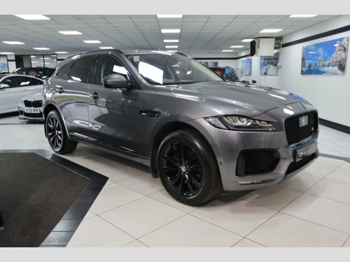 Jaguar F-PACE  3.0 D300 V6 S SUV 5dr Diesel Auto AWD Euro 6 (s/s)