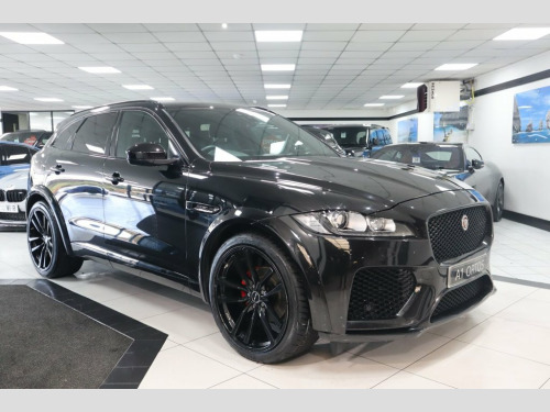 Jaguar F-PACE  2.0 D180 Chequered Flag SUV 5dr Diesel Auto AWD Eu