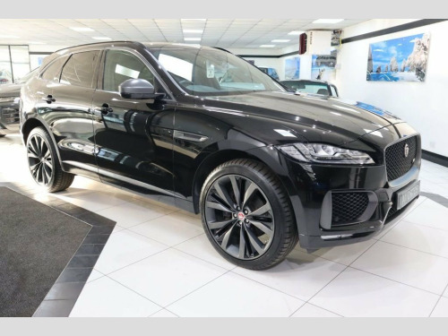 Jaguar F-PACE  2.0 P300 300 Sport SUV Auto AWD Euro 6 (s/s) (300 