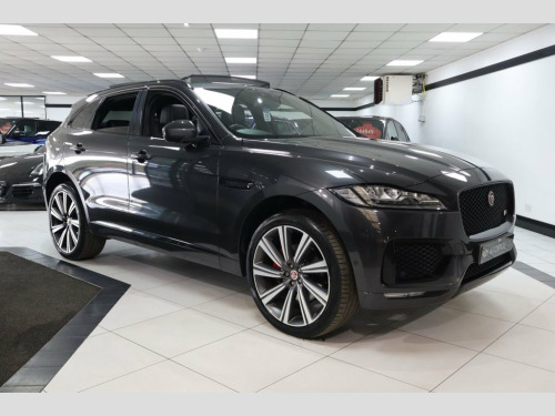 Jaguar F-PACE  3.0 D300 V6 S SUV 5dr Diesel Auto AWD Euro 6 (s/s)