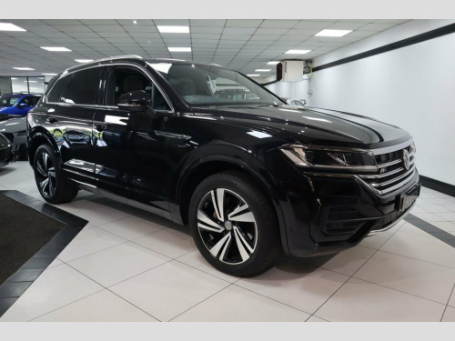 Volkswagen Touareg  3.0 TDI V6 R-Line Tech SUV 5dr Diesel Tiptronic 4M