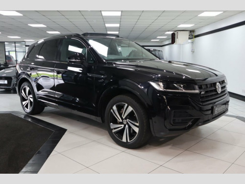 Volkswagen Touareg  3.0 TDI V6 R-Line Tech SUV 5dr Diesel Tiptronic 4M